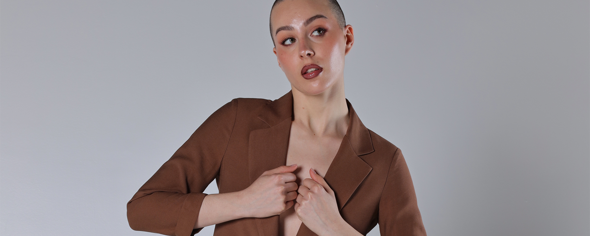 Tailleur marrone donna